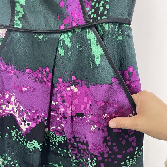 Laundry by Shelli Segal Size 2 Sheath Dress 100% SILK Multicolor Purple Pockets - Picture 3 of 6